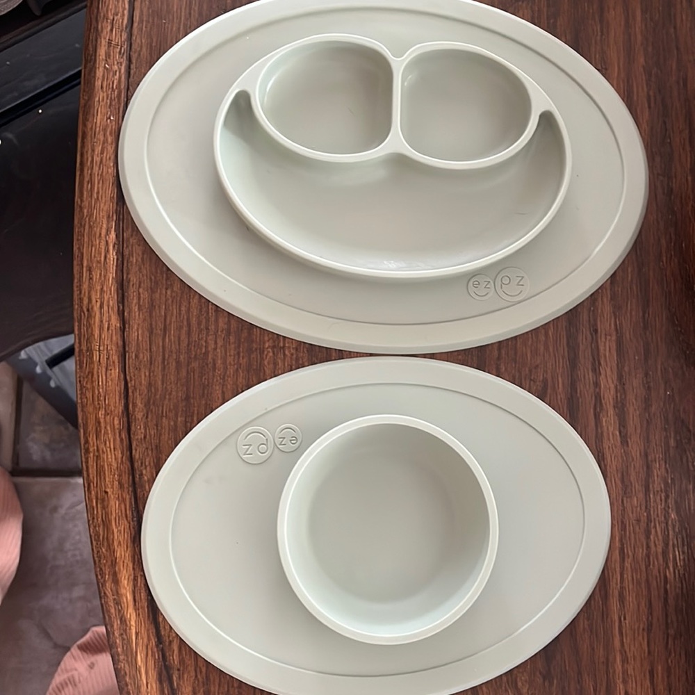 EZPZ Kids Silicone Placemat Set - Green
